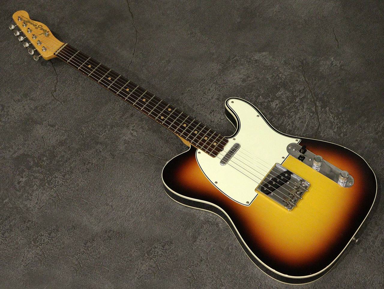 Vanzandt TLV-R2 3Tone Sunburst 2006（中古）【楽器検索デジマート】