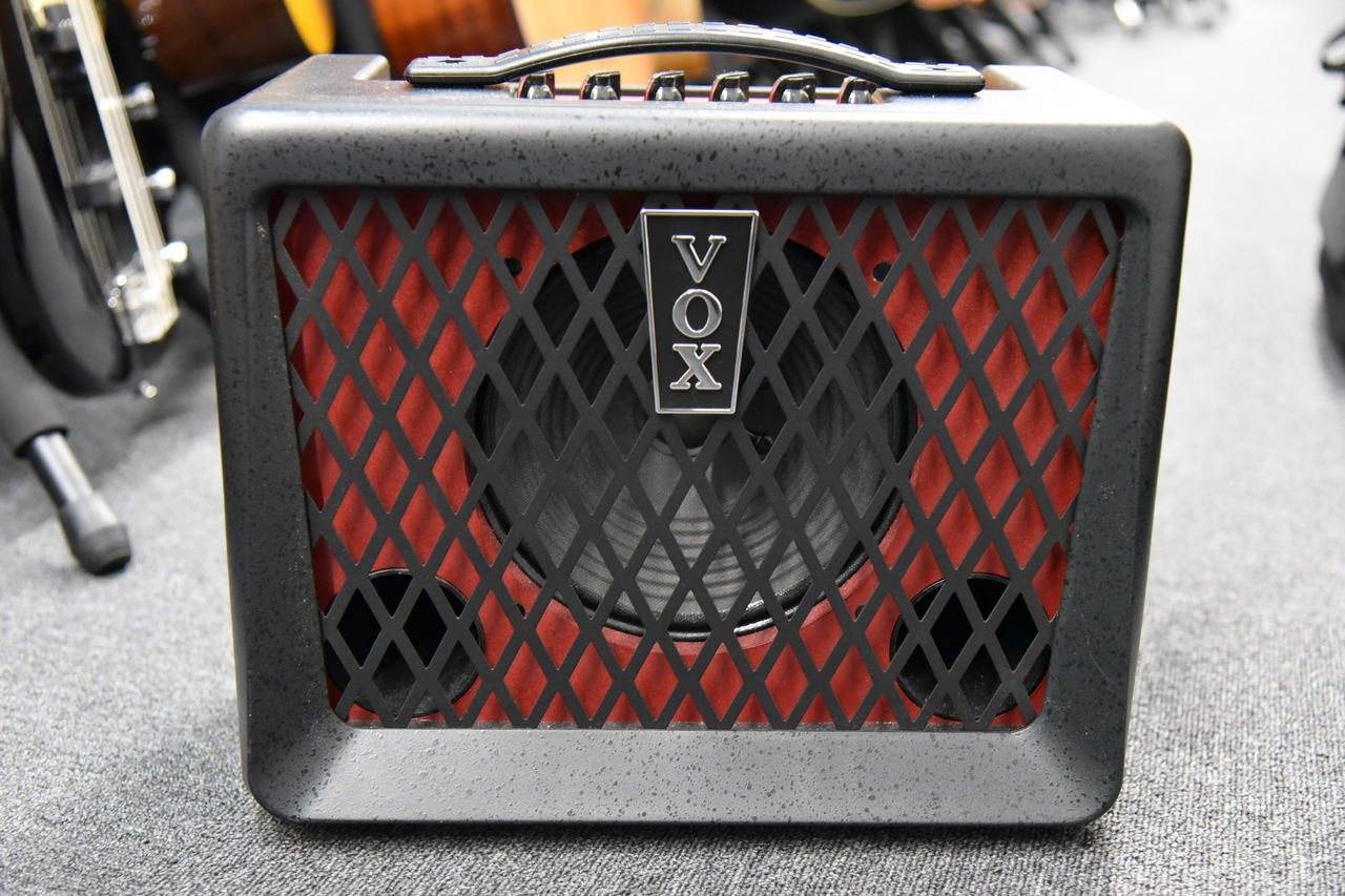 け*ぴ様 VOX VX50-BA ベース用アンプ け*ぴ様 VOX VX50-BA ベース用アンプ VX50 BA - Vox Amps