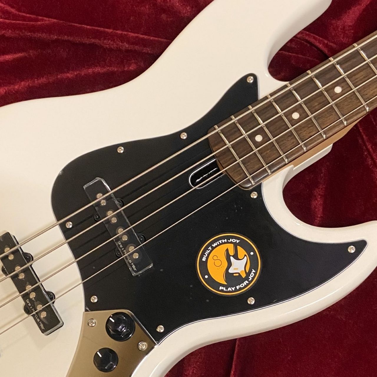 Sire Marcus Miller V3 4st 2nd Generation / AWH（新品/送料無料