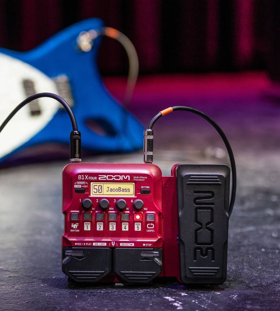 ZOOM B4 Four ベースエフェクター ZOOM B1 FOUR Multi-Effects Processor ベース用マルチ