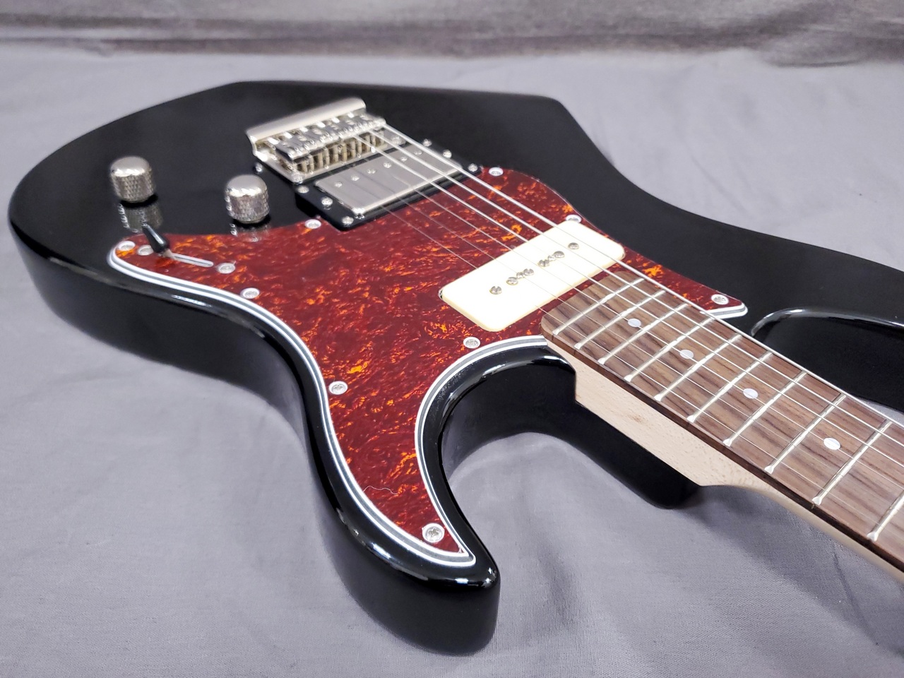 YAMAHA PACIFICA311H ブラック(BL)（新品）【楽器検索デジマート】