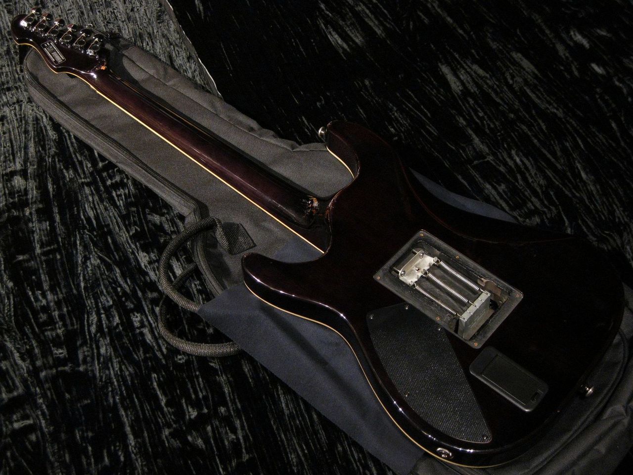 KRAKEN CUSTOM GUITARS Hero H2 Kraken Rainbow（中古）【楽器検索