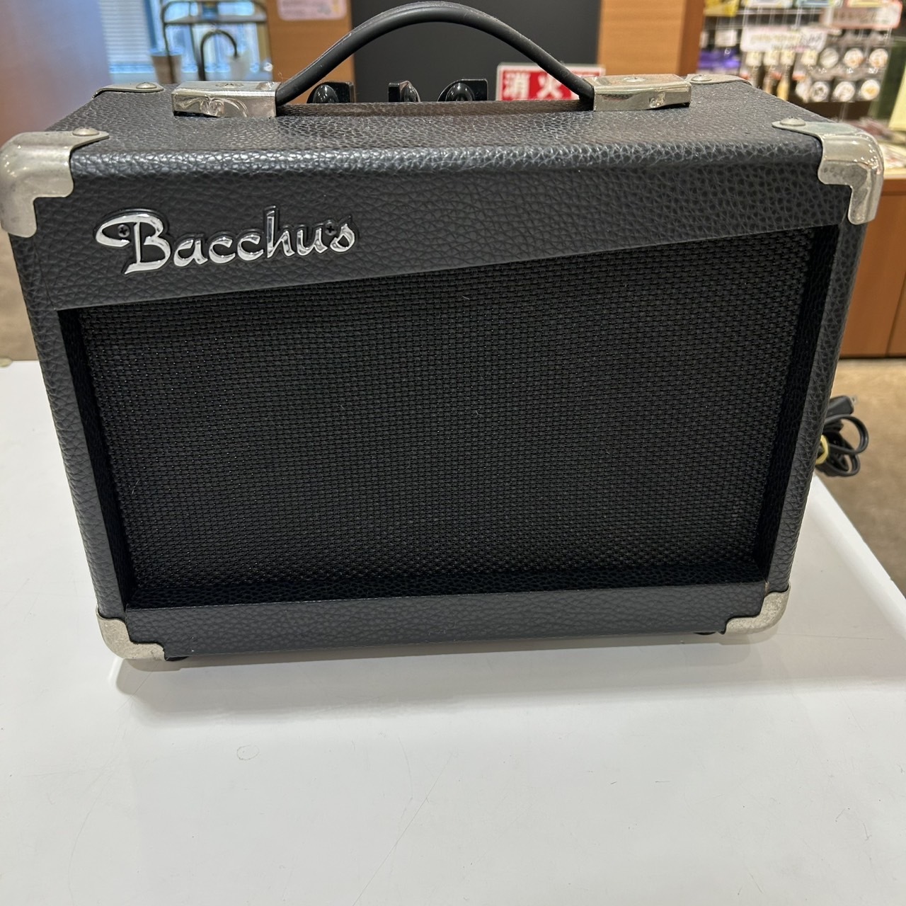 Amazon | BACCHUS BGA-10 BLACK ギターアンプ | エレキギター