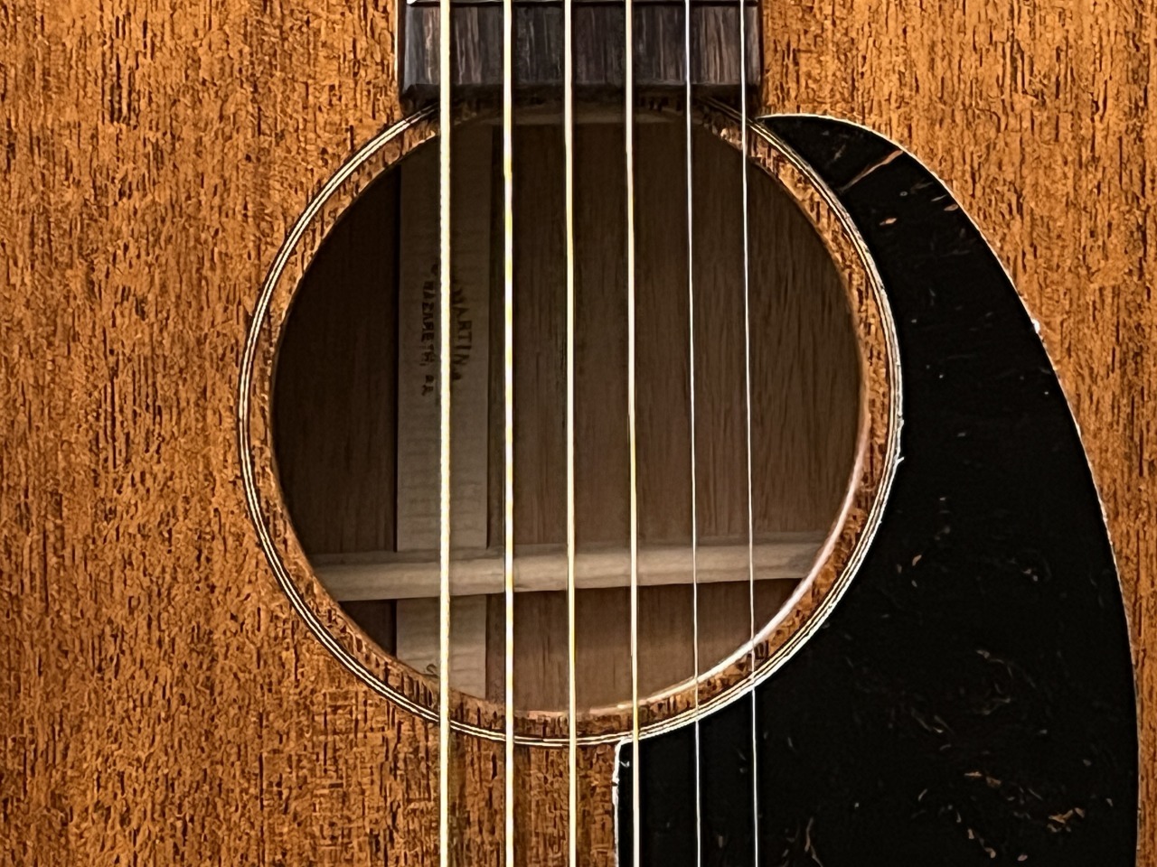 Martin 【日本総本店】【カラッと乾いたサウンド】000-15M #3008275