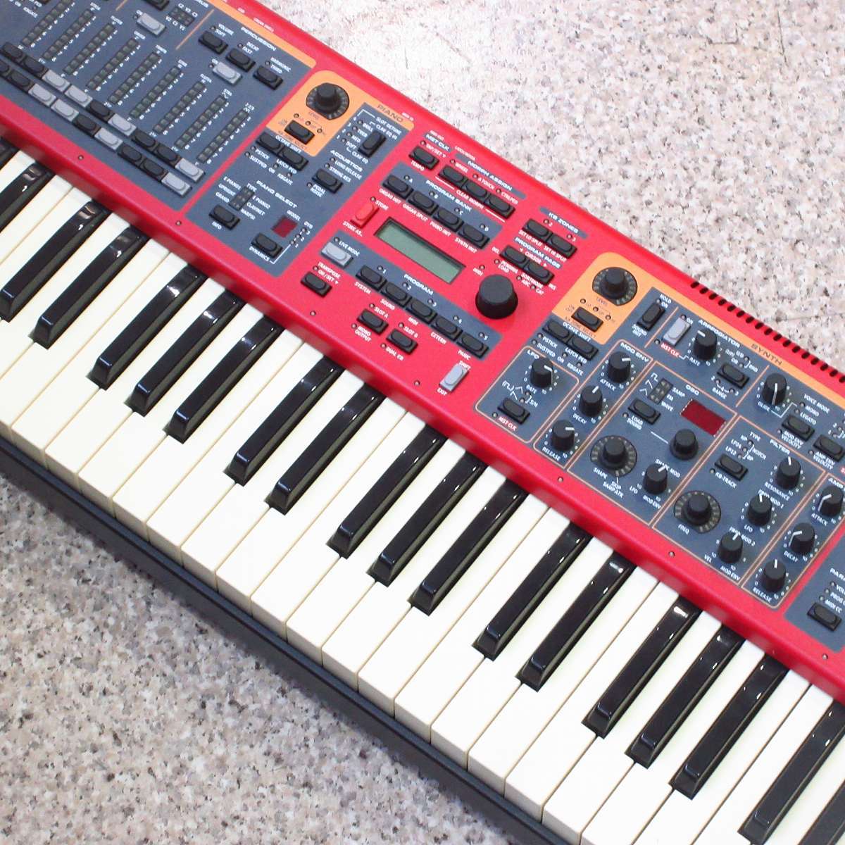 Nord Stage EX Compact 73　使用数時間のみ！ CLAVIA NORD STAGE 2 EX COMPACT 73 