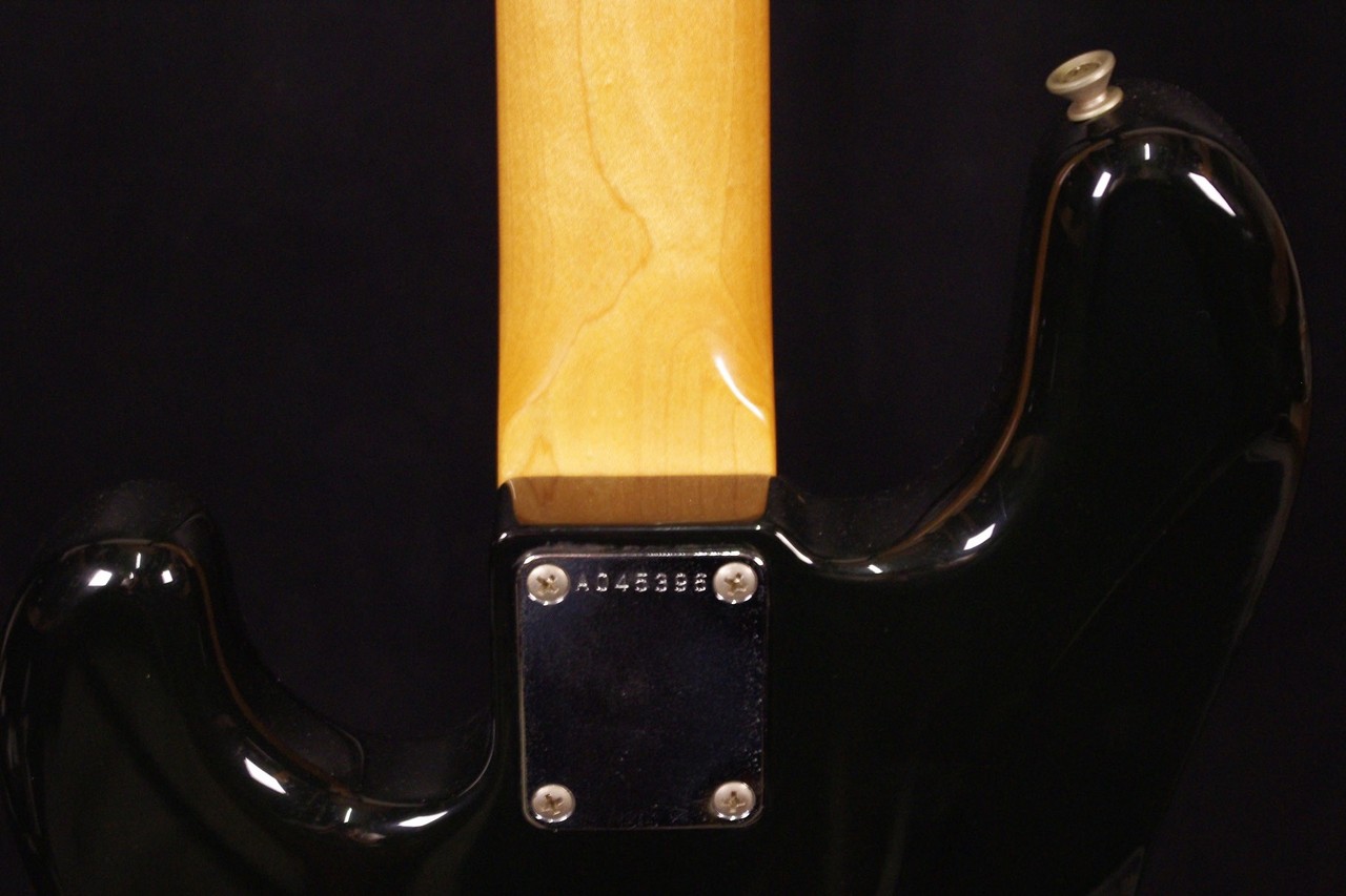 Squier by Fender PB-331（ビンテージ）【楽器検索デジマート】