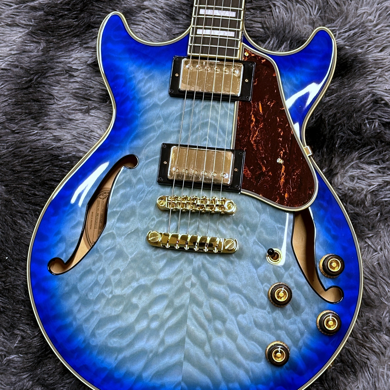 Ibanez AM93QM-JBB (Jet Blue Burst) -AM Artcore Expressionist