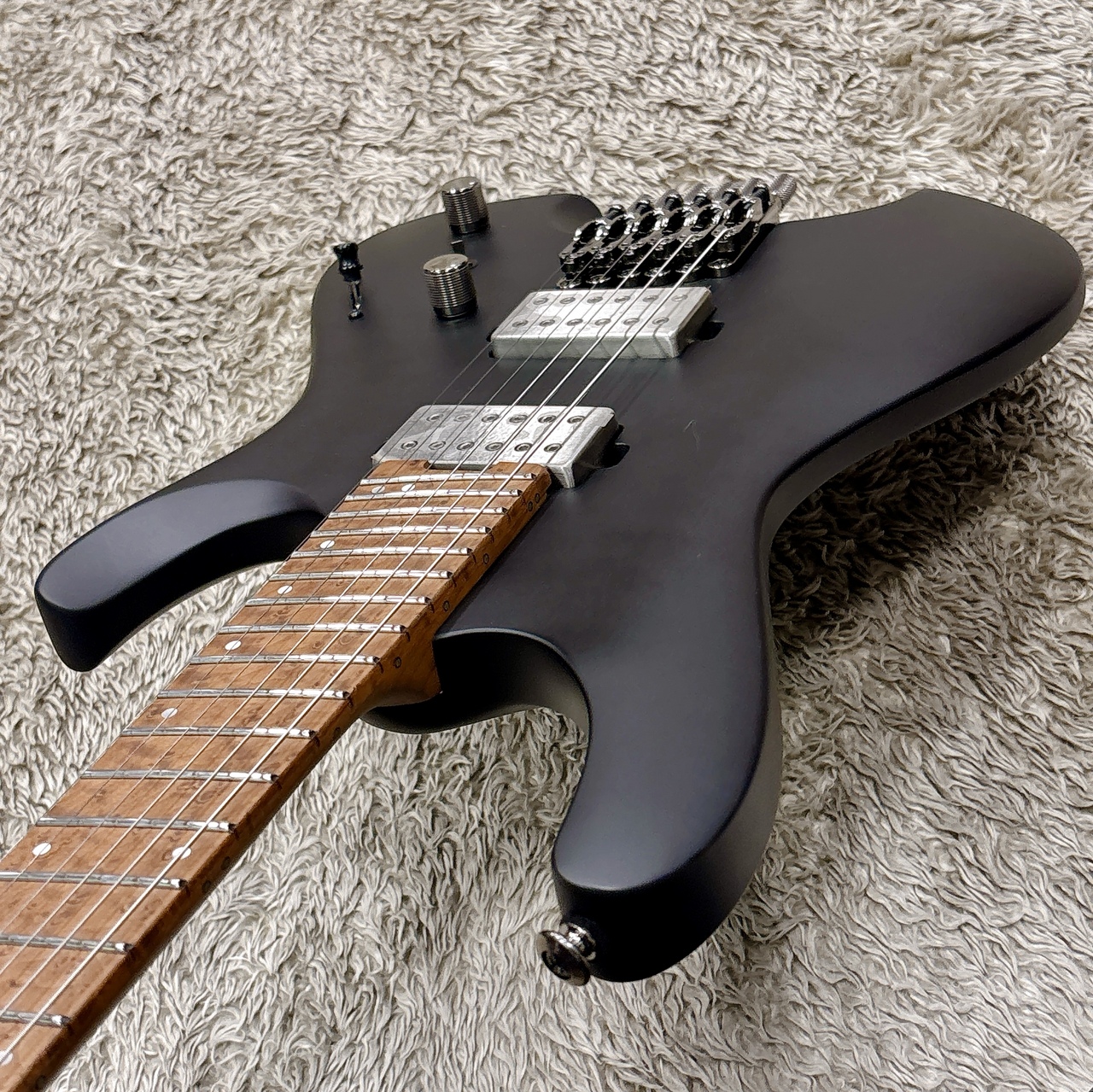 Ibanez QX52-BKF アイバニーズ　Qシリーズ Ibanez Q Standard QX52-BKF (Black Flat)｜ミュージックランドKEY