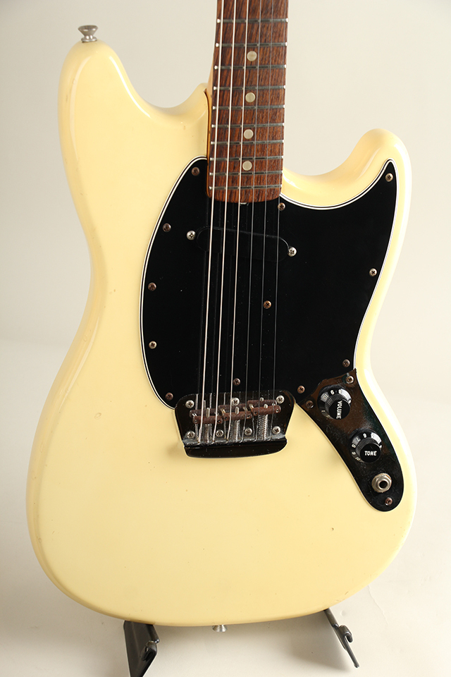 Fender 1977 Musicmaster White（ビンテージ）【楽器検索デジマート】