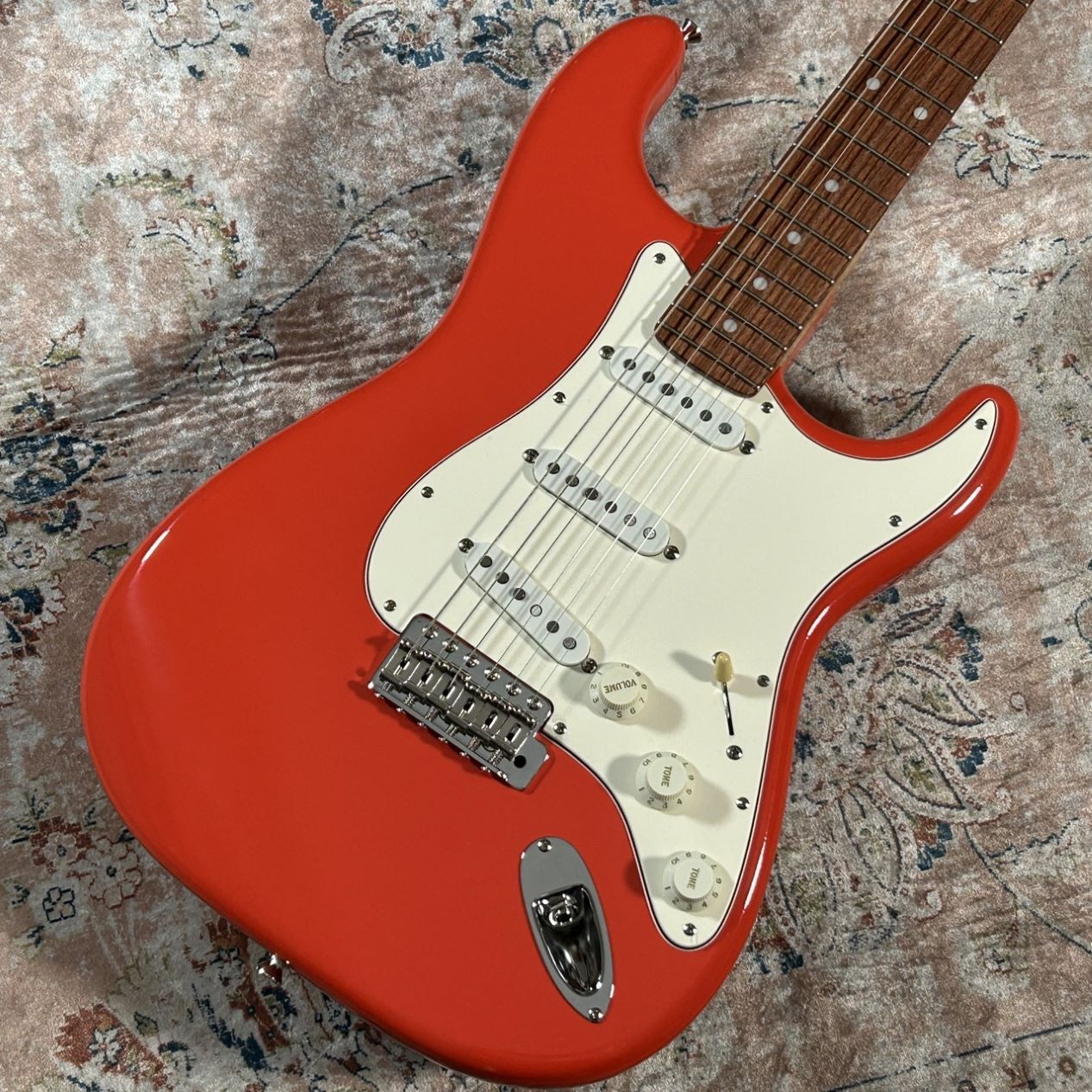 K.Nyui CUSTOM GUITARS エレキギター レッド K.Nyui Custom Guitars KNST Birds Eye Maple Fiesta Red【Juntone ST