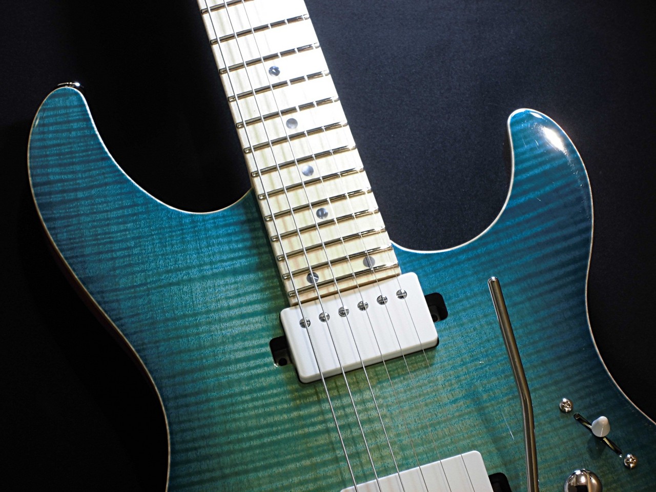 Black Smoker Futura-S HH / 4A Flame Top / Jade Blue Burst