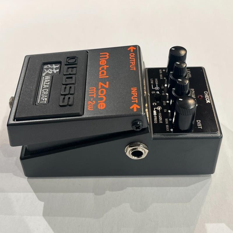 BOSS USED 中古 MT-2W 技 Metal Zone（中古）【楽器検索デジマート】