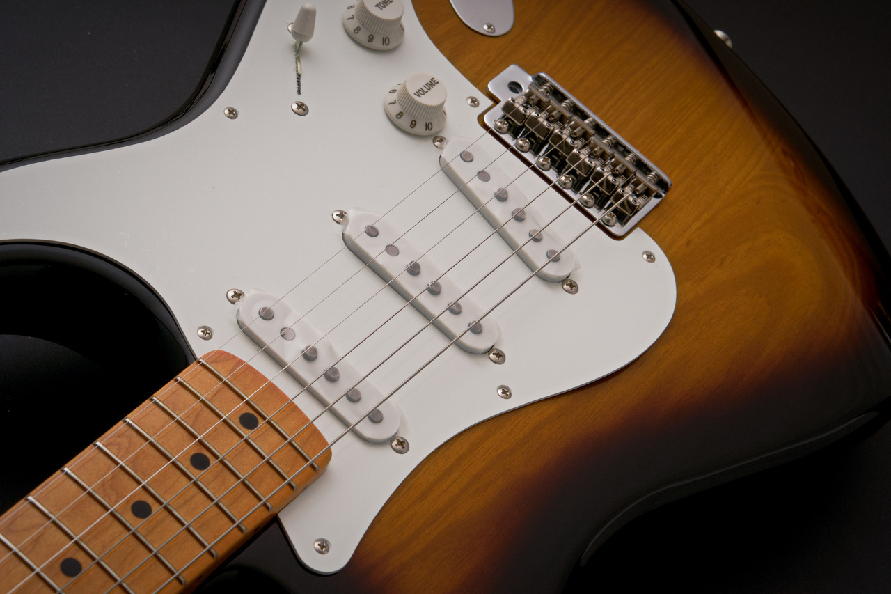 Fender FSR Made in Japan Traditional 50s Stratocaster -2