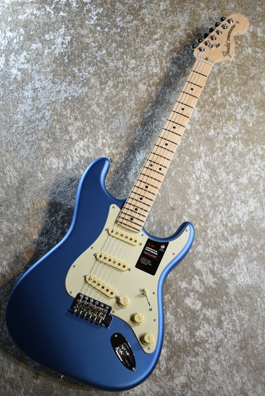 美品！ 2021年製 Fender USA アメリカン・パフォーマー・ストラト 