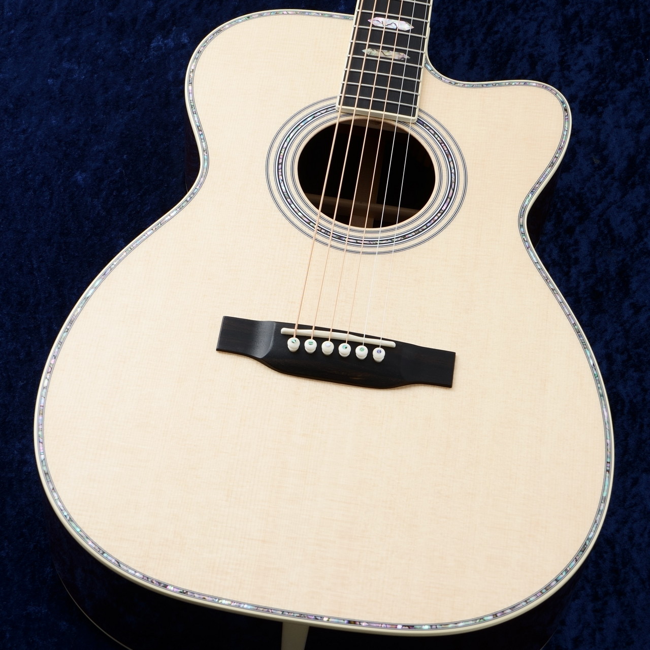 ★これは正にCFマーティン！シェイティッド CE-350ST！ 超激鳴・超美品★ ☆これは正にCFマーティン！シェイティッド CE-350ST！ 超激鳴・超美