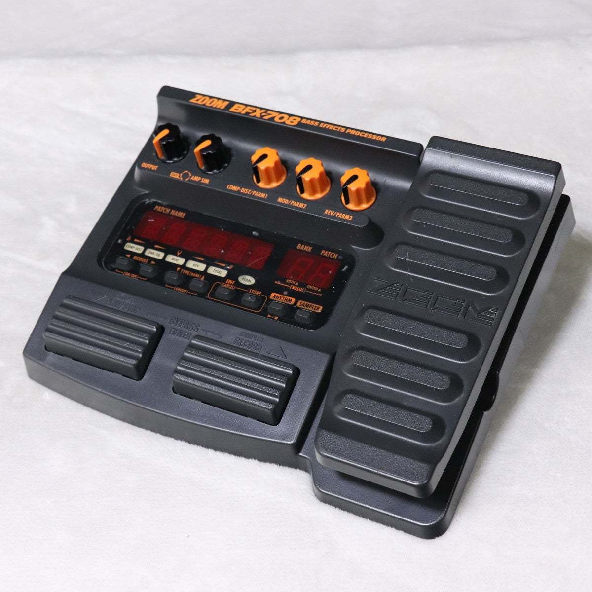 ZOOM Bass Effects Processor BFX-708 【梅田店】（中古）【楽器検索