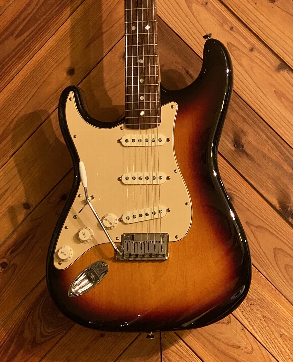 Fender 60th Diamond Anniversary American Stratocaster LEFT