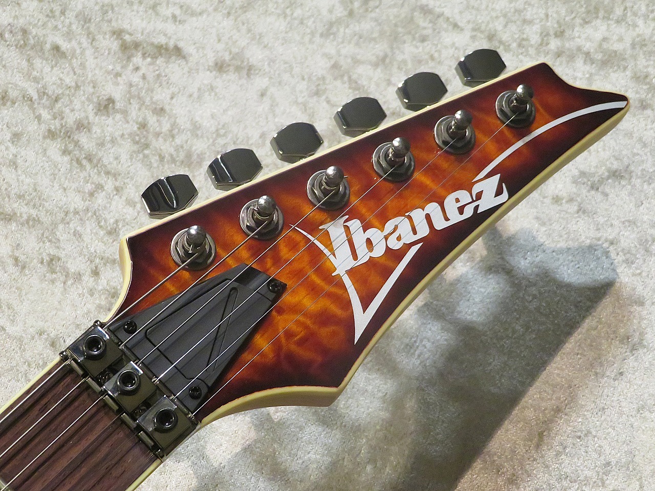 Ibanez 【魅力的なワイルド杢!!】S670QM -Dragon Eye Burst Ibanez 【魅力的なワイルド杢!!】S670QM -Dragon Eye Burst