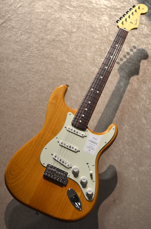 Fender Made in Japan Hybrid II Stratocaster Rosewood Fingerboard