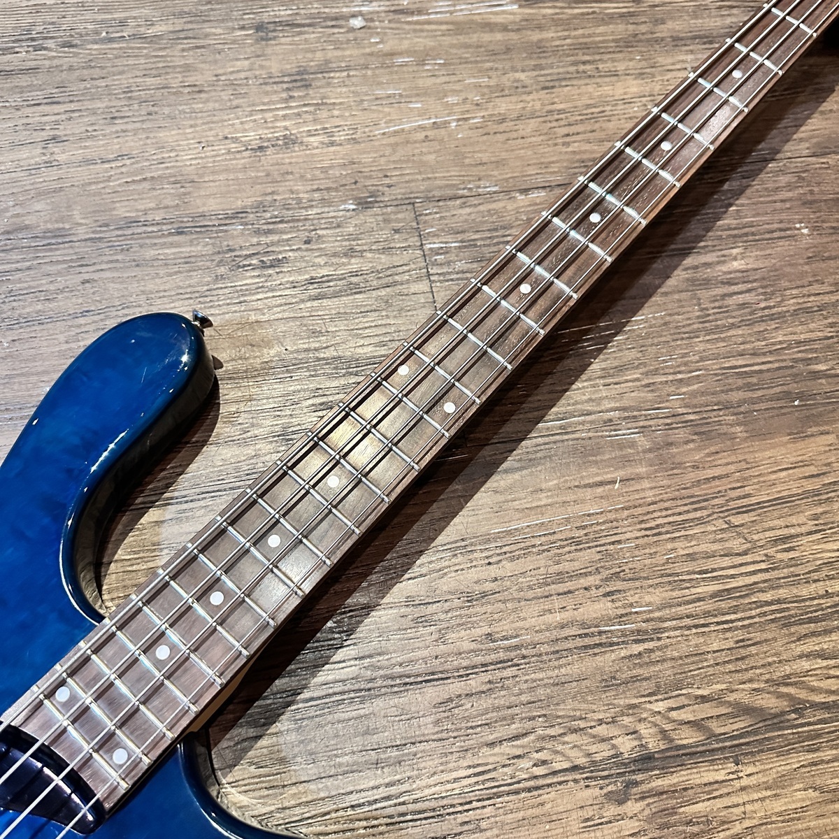 Washburn T14Q Taurus Electric bass（中古/送料無料）【楽器検索