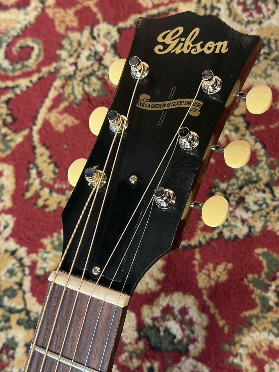 Gibson Custom Shop Historic Reissue Collection 1942 Banner J-45