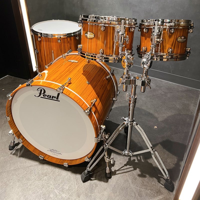 Pearl Masterworks 4pc Drum Kit [BD22，FT16，TT12，TT10][Zebrawood