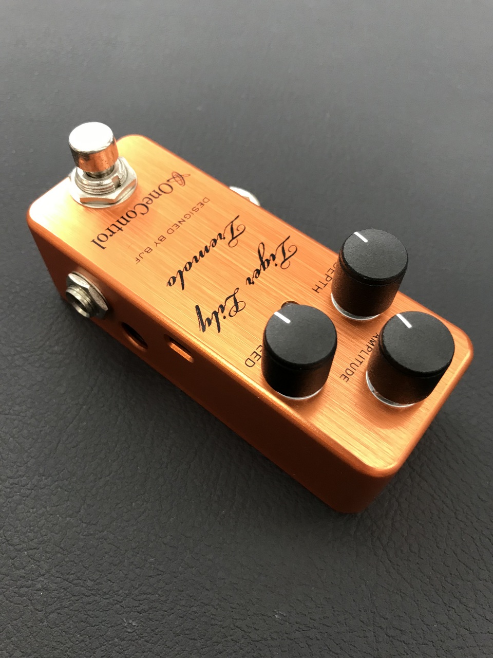 ONE CONTROL Tiger Lily Tremolo（中古）【楽器検索デジマート】