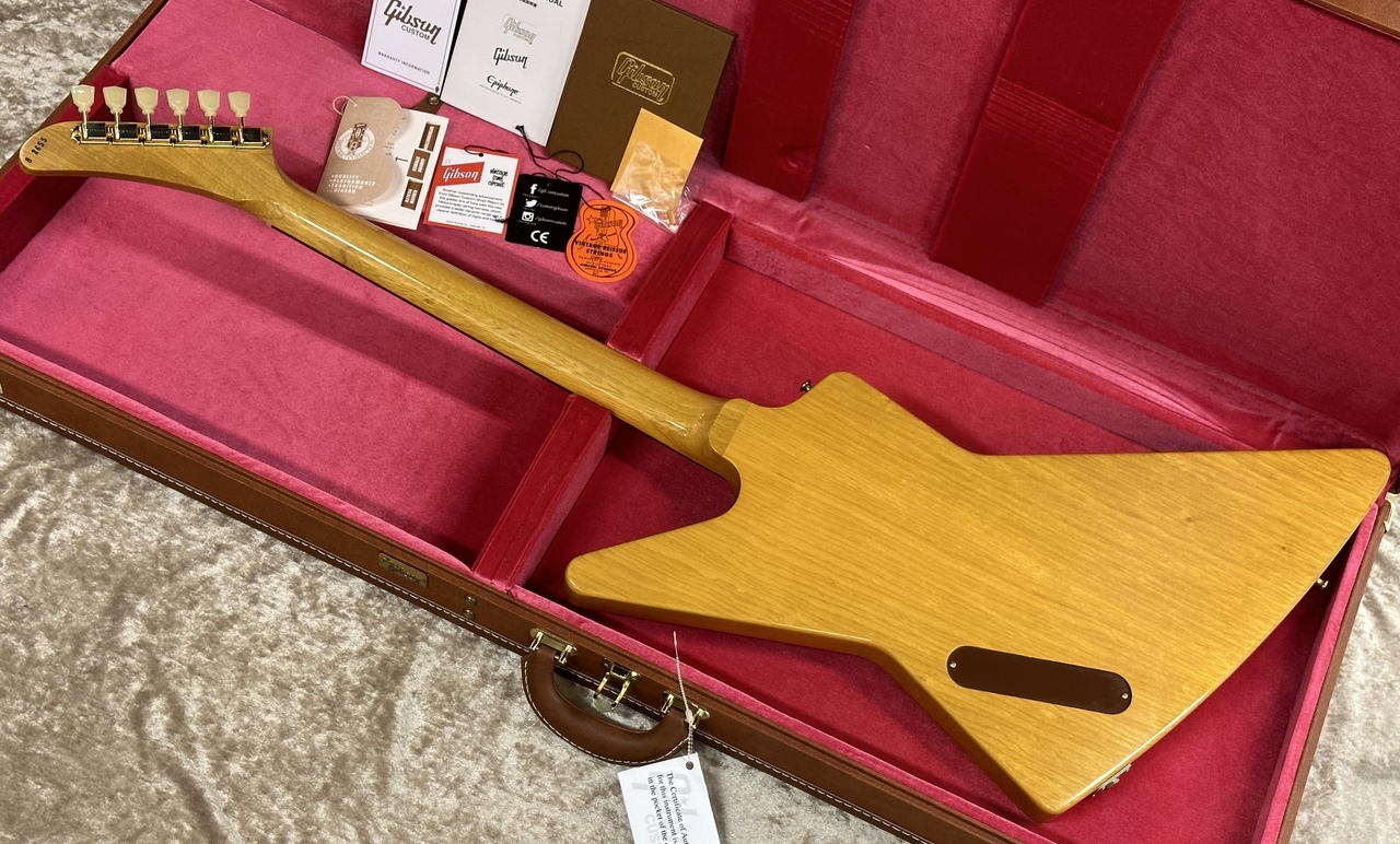 Gibson Custom Shop 1958 Korina Explorer Black Pickguard VOS 2022年