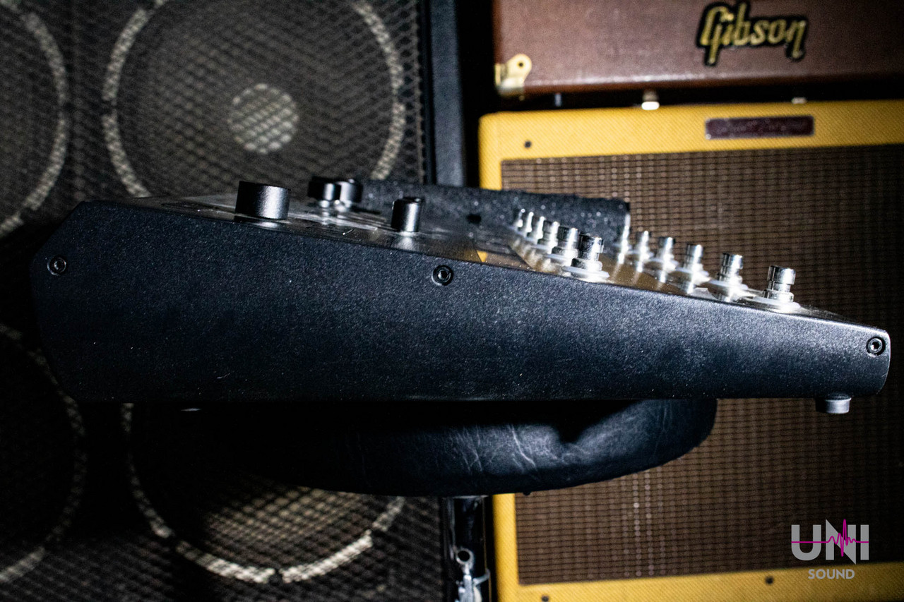 【中古美品】キャリーバッグ付き　LINE6 helix floor ラインシックス(LINE6)|HELIX FLOOR キャリングケース付属
