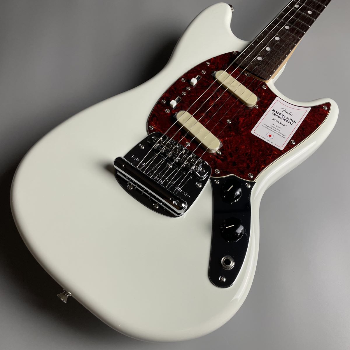 Fender Made in Japan Traditional 60s Mustang Olympic White 【現物写真】（新品/送料無料）【楽器検索デジマート】