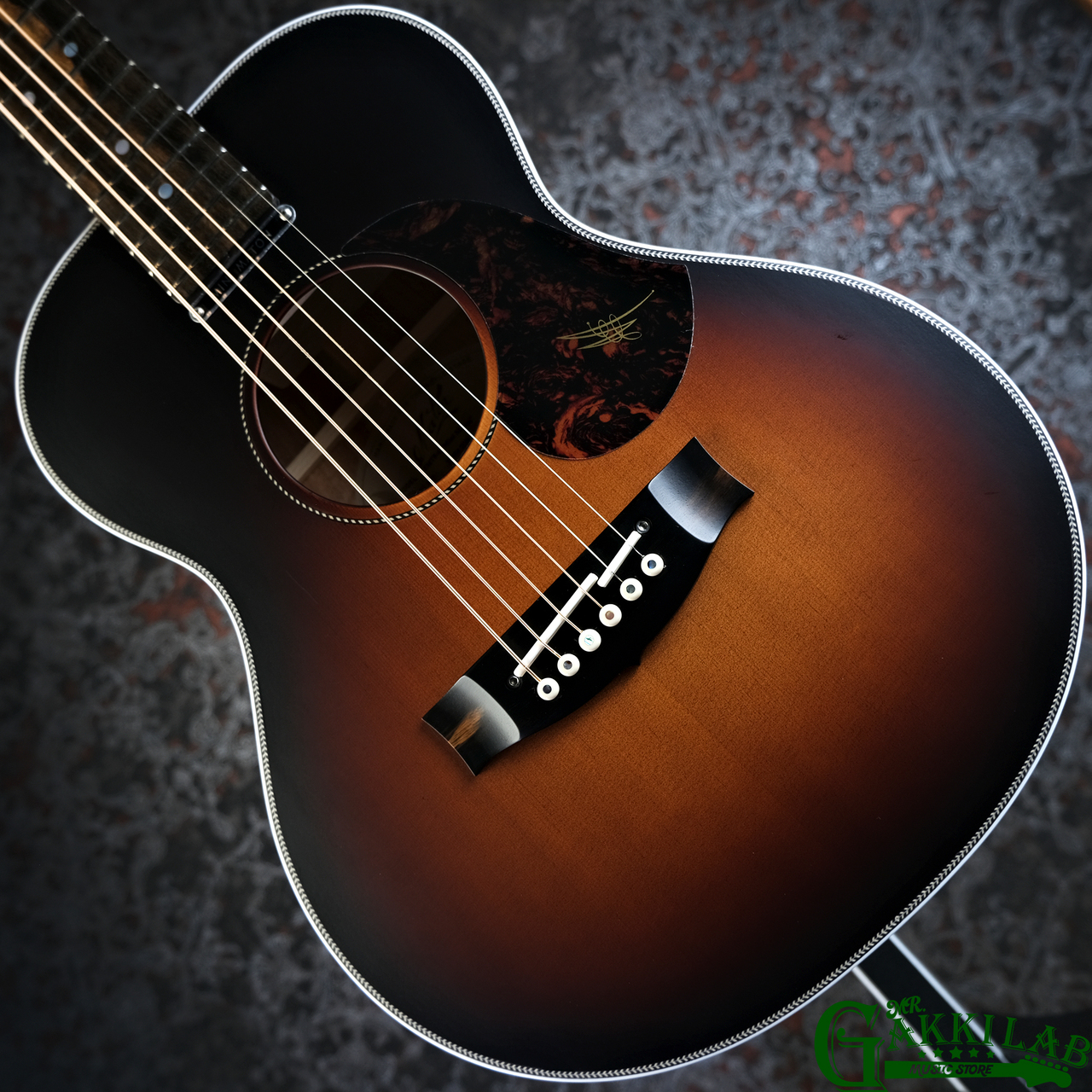MATON EMTB6 Troubadour-Mini 【1.71kg】【現物画像】（中古）【楽器