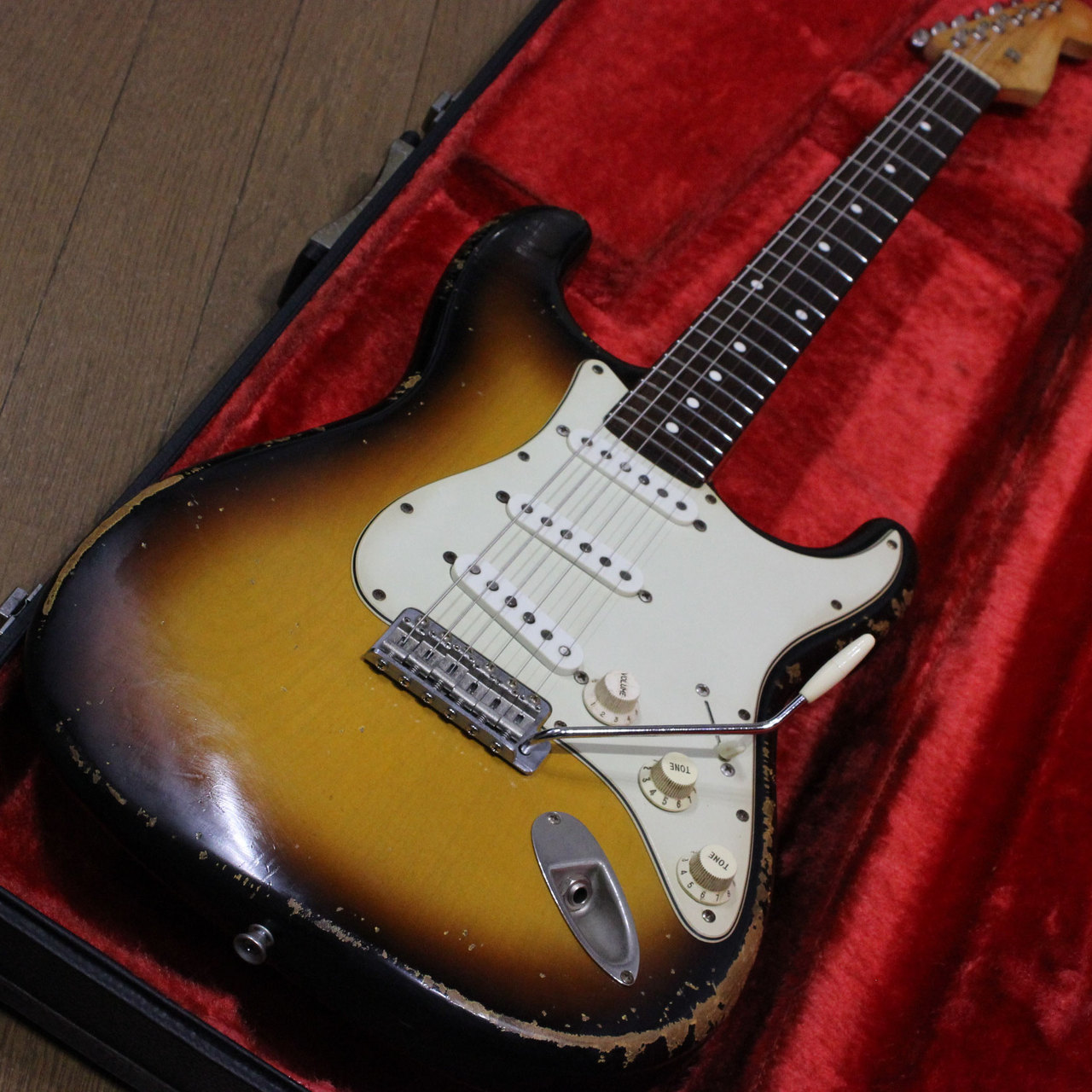 MJT BODY Stratocaster スタイル Relic(Aged) ローズ指板 です。（中古）【楽器検索デジマート】