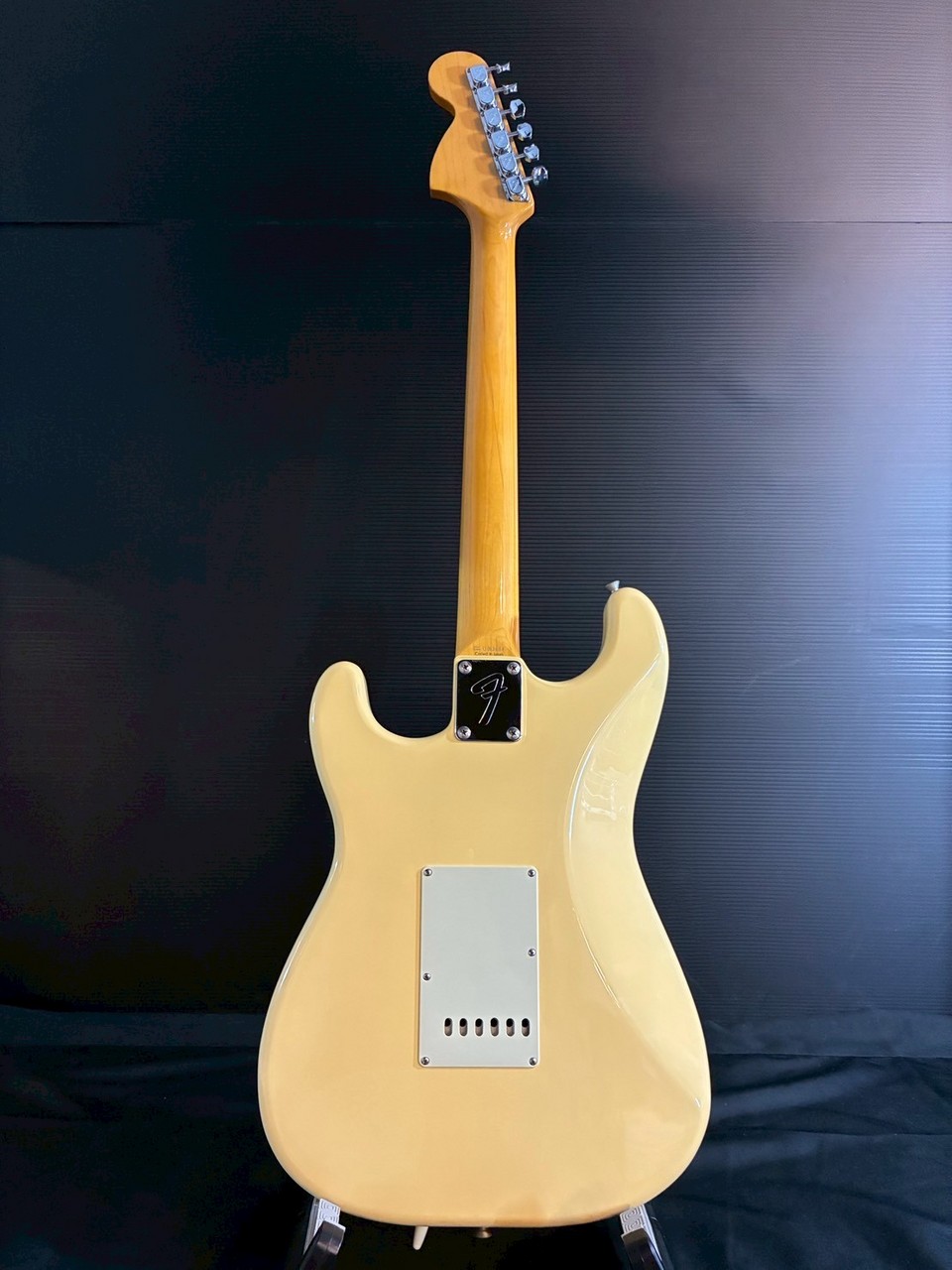 フェンダー ジャパン イングヴェイモデル ST68-185YM