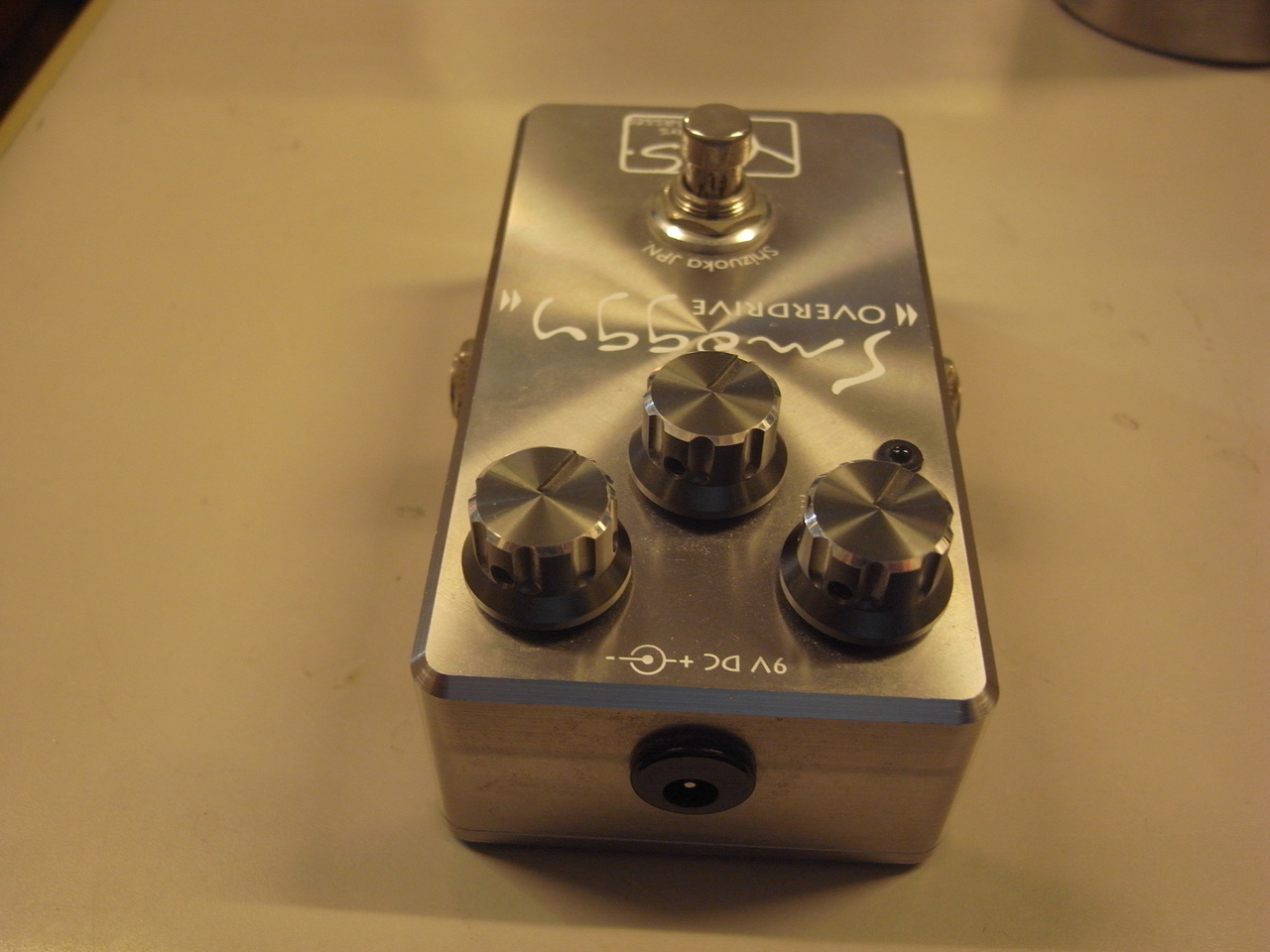 Y.O.S.ギター工房 Smoggy Overdriveレビュー！ギラついた倍音が