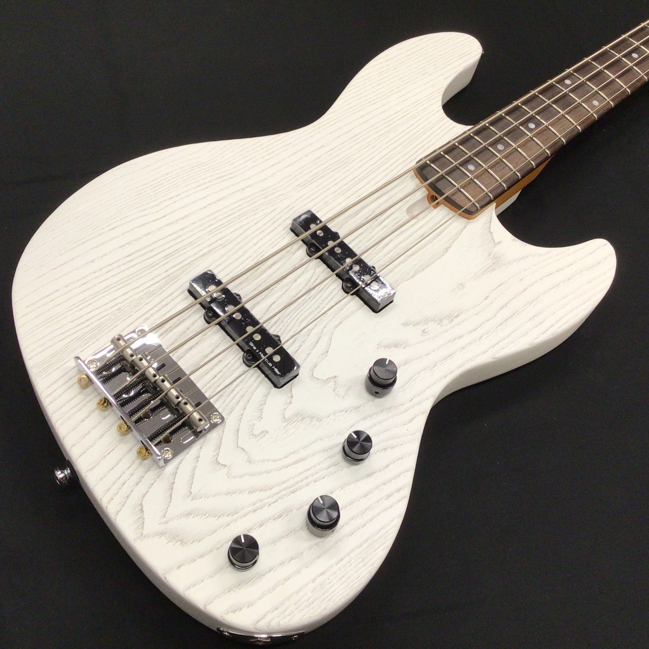 Sire Sire Marcus Miller V6 4-Strings Antique White【マーカス