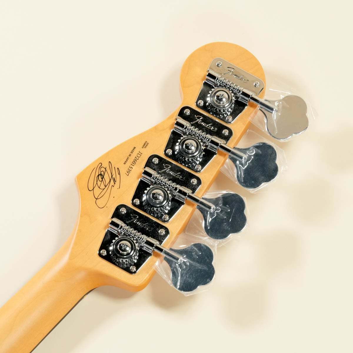 Fender Tomomi Jazz Bass Rosewood Fingerboard Clear Fiesta【渋谷店