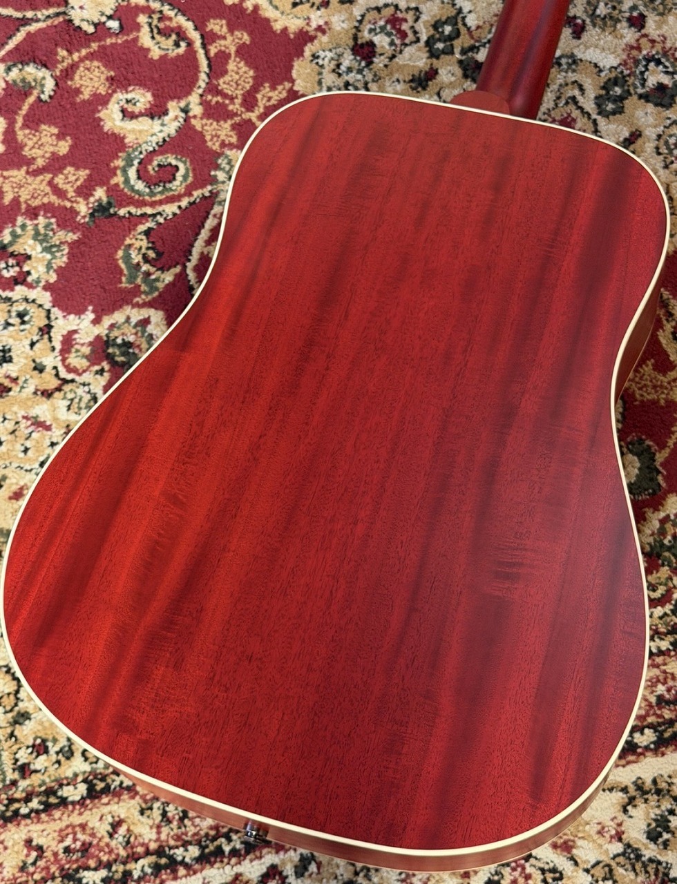 Gibson Hummingbird Special ~Satin Vintage Cherry Sunburst
