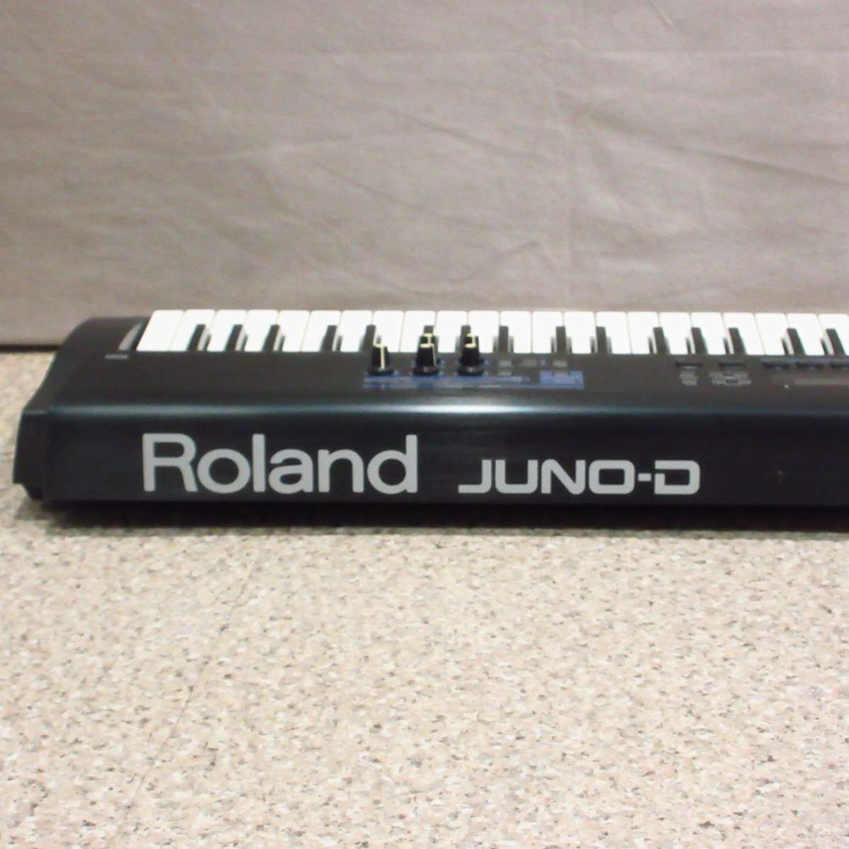 Roland JUNO-D Limited Edition 