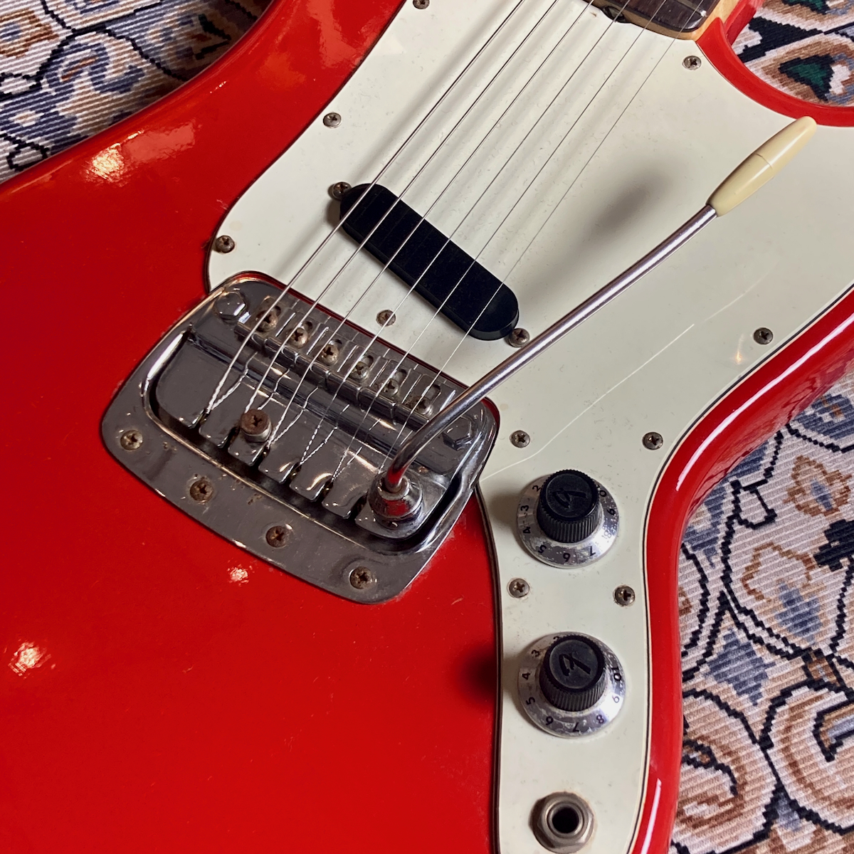 Fender Bronco Red 1972 w/ Late 70s Hard Case（ビンテージ）【楽器