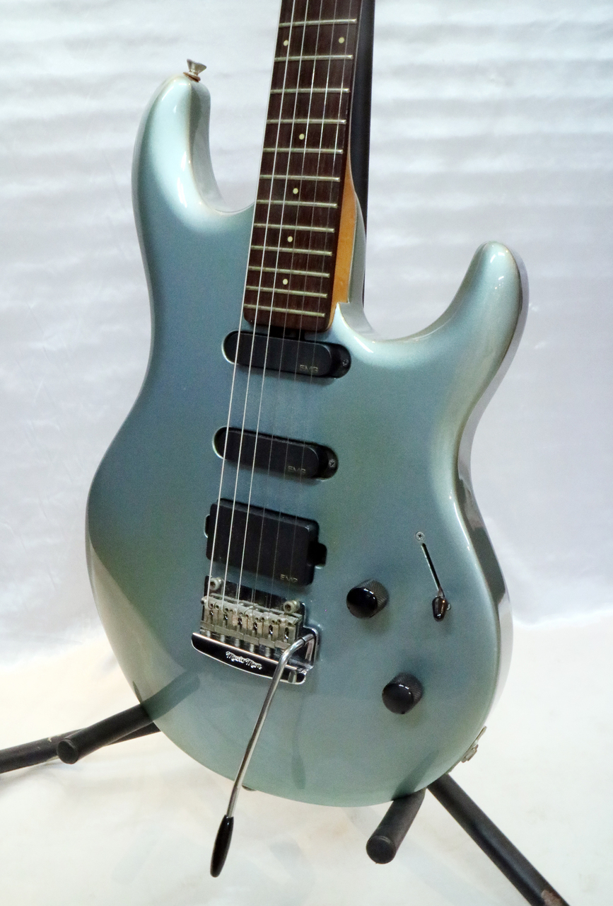 MUSIC MAN LUKATHER LUKE BLUE RSWD TREM HSS（中古）【楽器検索