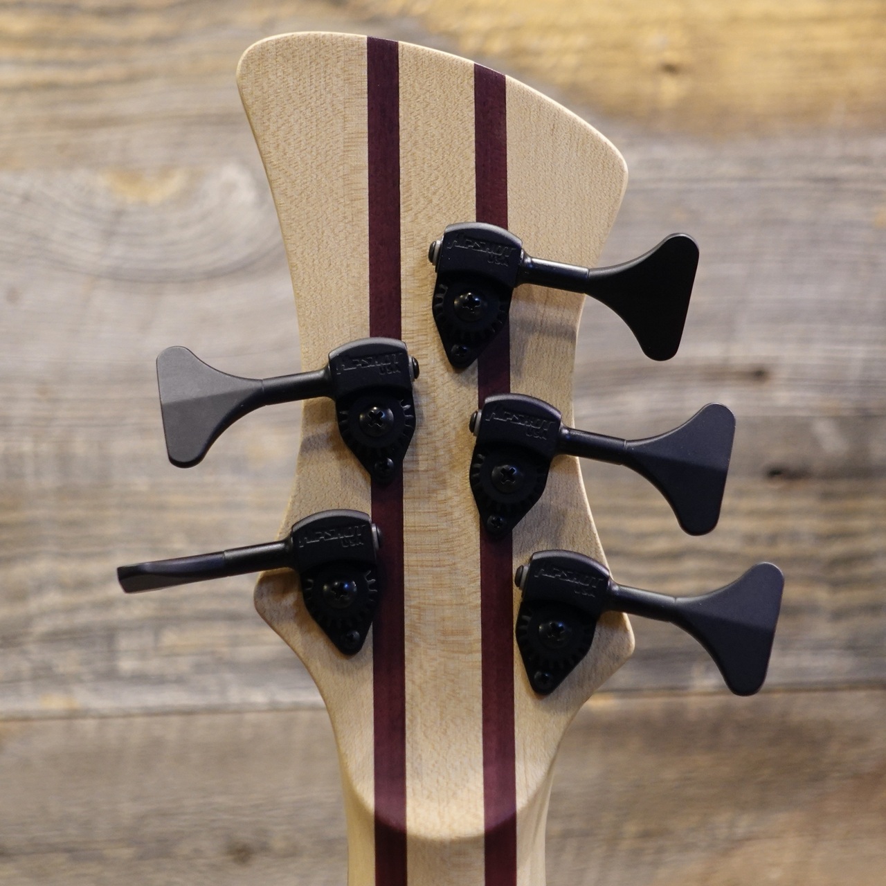 Adamovic Saturn 5strings（中古）【楽器検索デジマート】