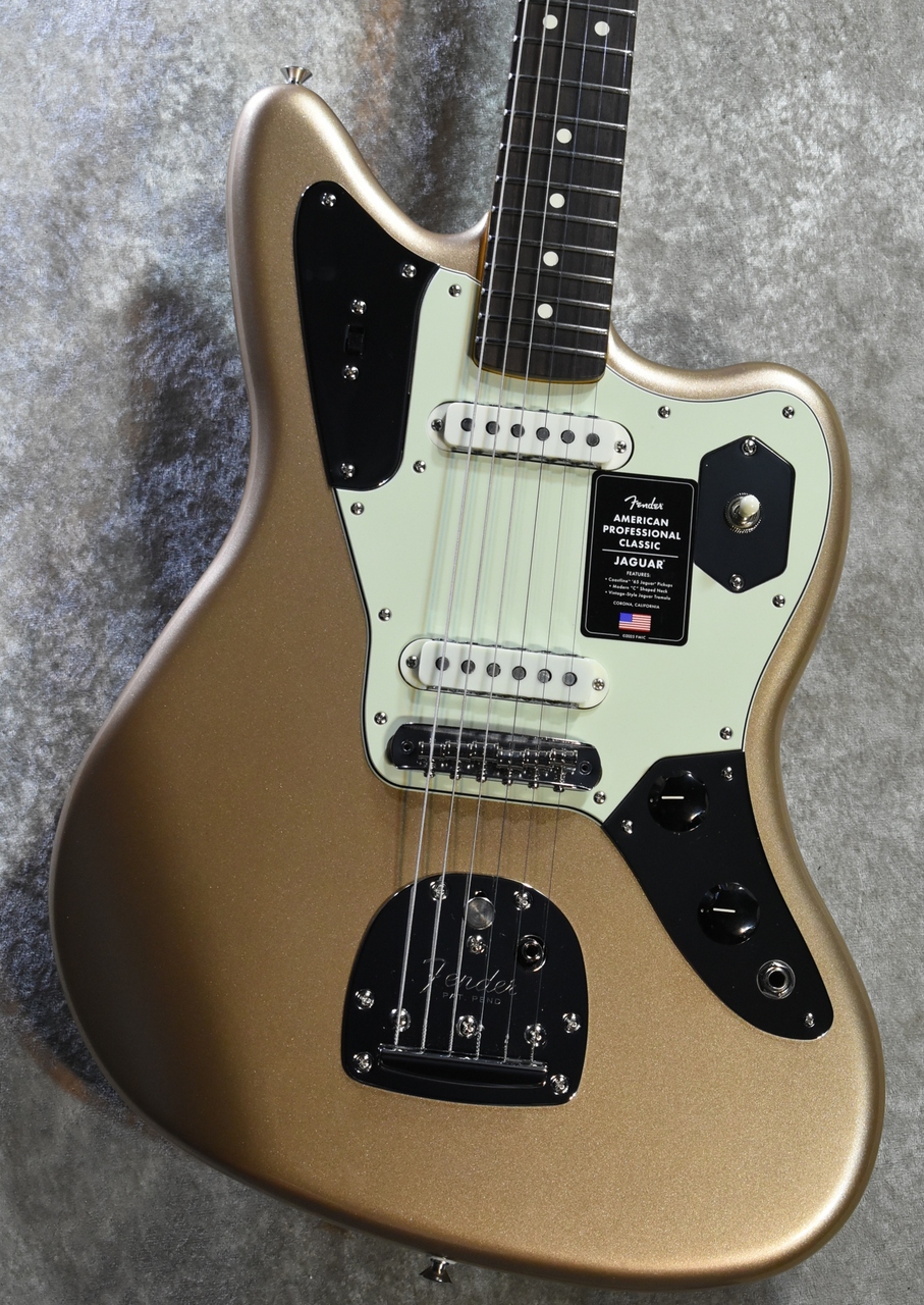 Fender AMERICAN PROFESSIONAL CLASSIC JAGUAR Faded Firemist Gold
