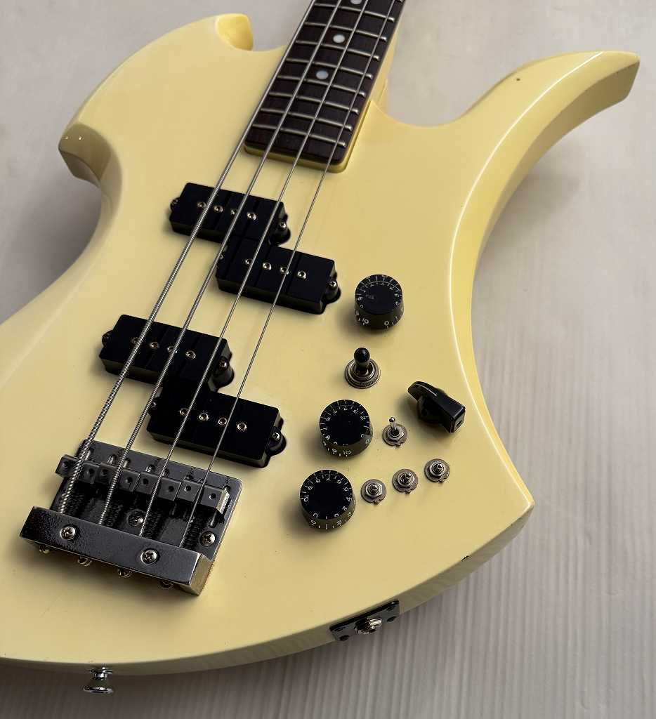 モッキンバードベース 音良 B.C.Rich Mockingbird Bass【USED】（中古）【楽器検索デジマート】