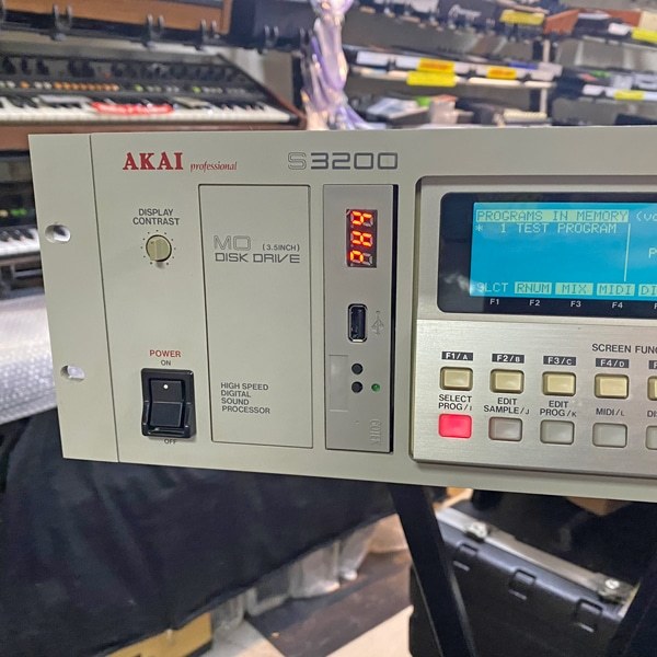 AKAI S3200（中古）【楽器検索デジマート】