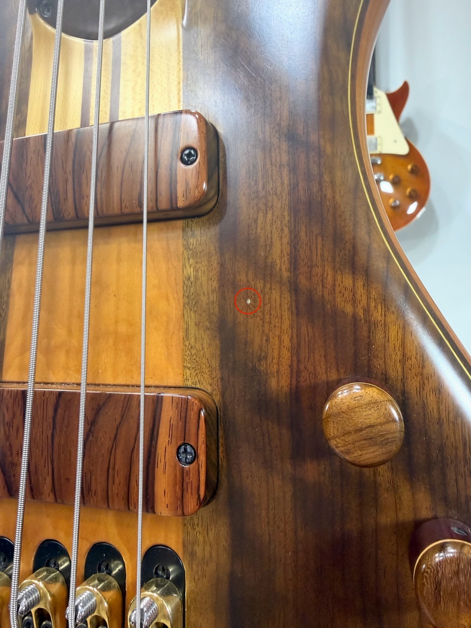 DANIEL FERNANDEZ LUTHIER DC4 Headless（中古）【楽器検索デジマート】