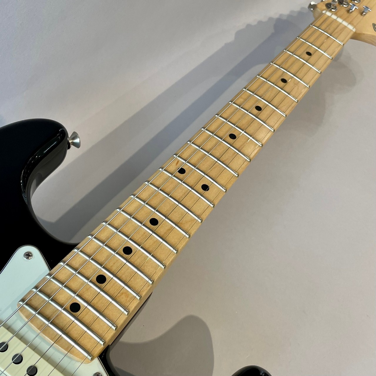 Fender American Performer Stratocaster HSS Maple Fingerboard【新品