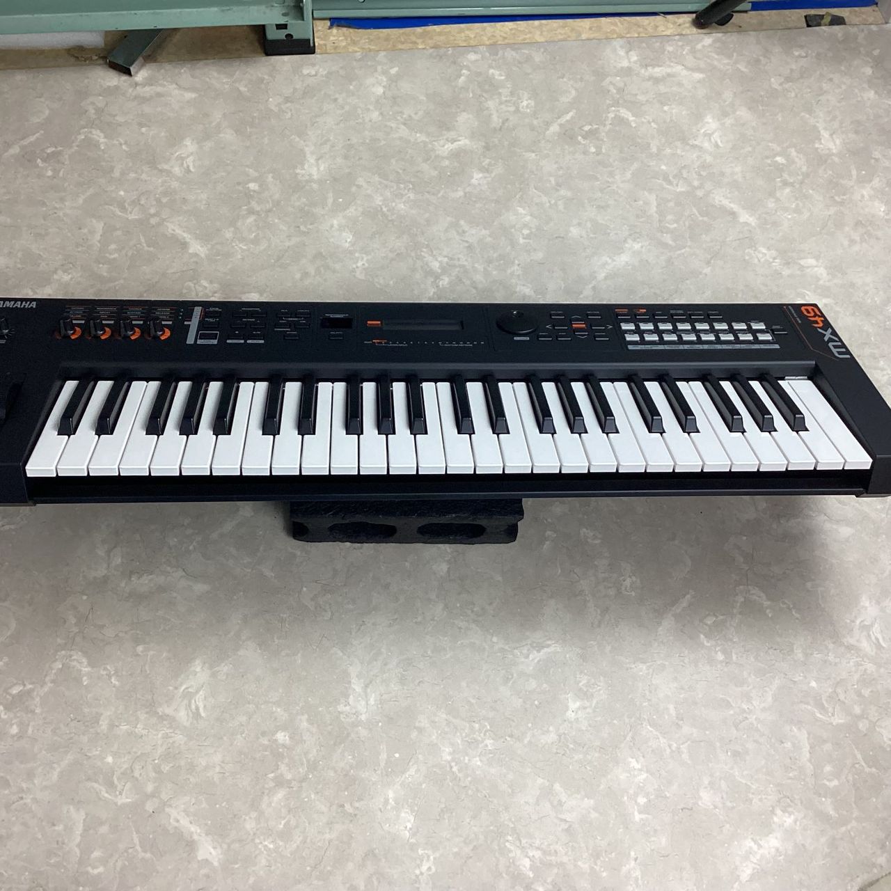 鍵盤楽器 YAMAHA MX49 Amazon.com: Yamaha MX Series 49-Key Music Production