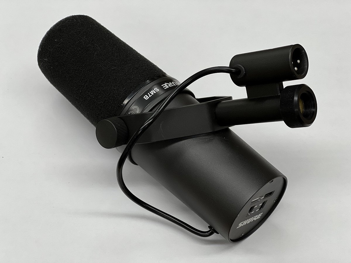 Shure SM7B ダイナミック型マイクロホン【心斎橋店】（新品特価/送料