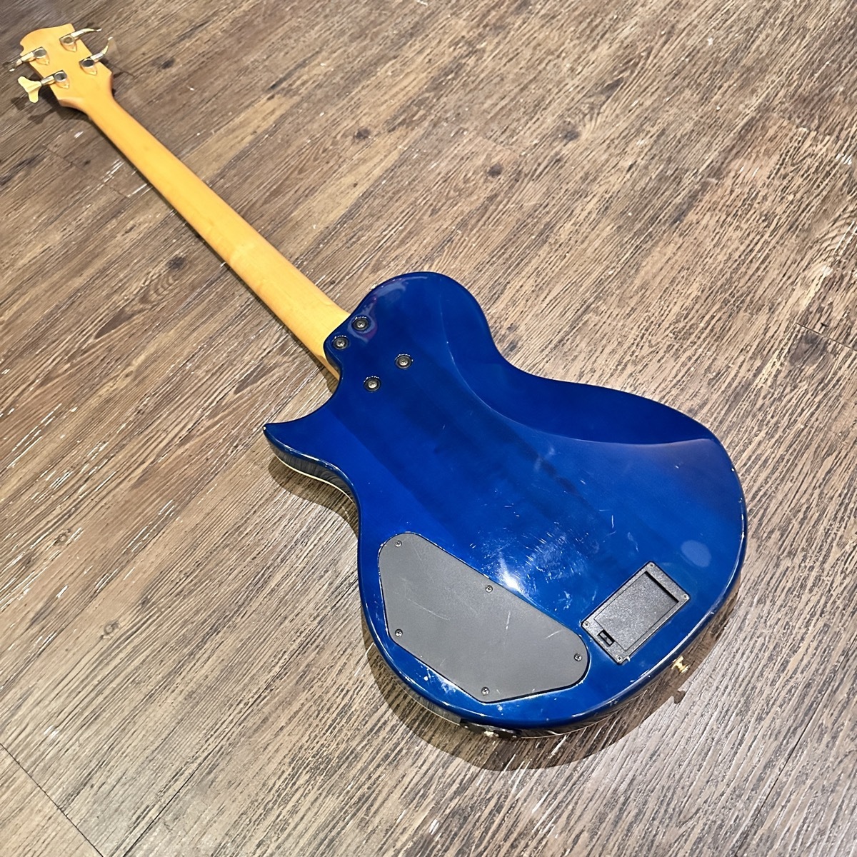 Burny LSB-65 レスポール タイプ アクティブ Electric Bass（中古/送料