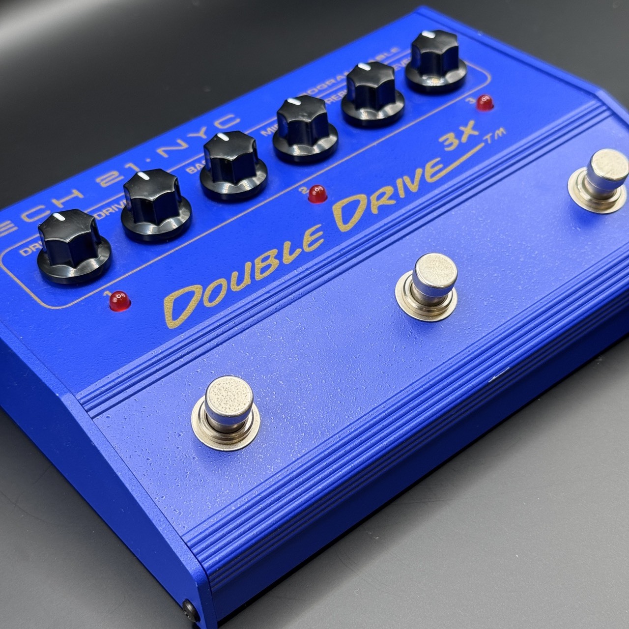 TECH21 【新品特価・長期展示品】DoubleDrive3X（新品/送料無料